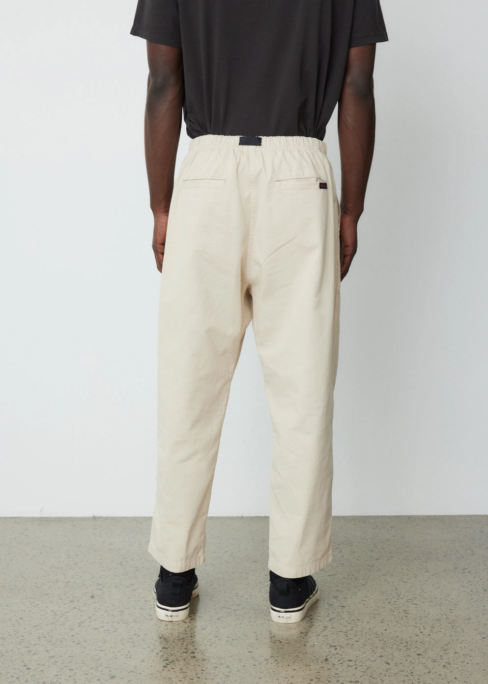 Back Satin Tuck Tapered Pants