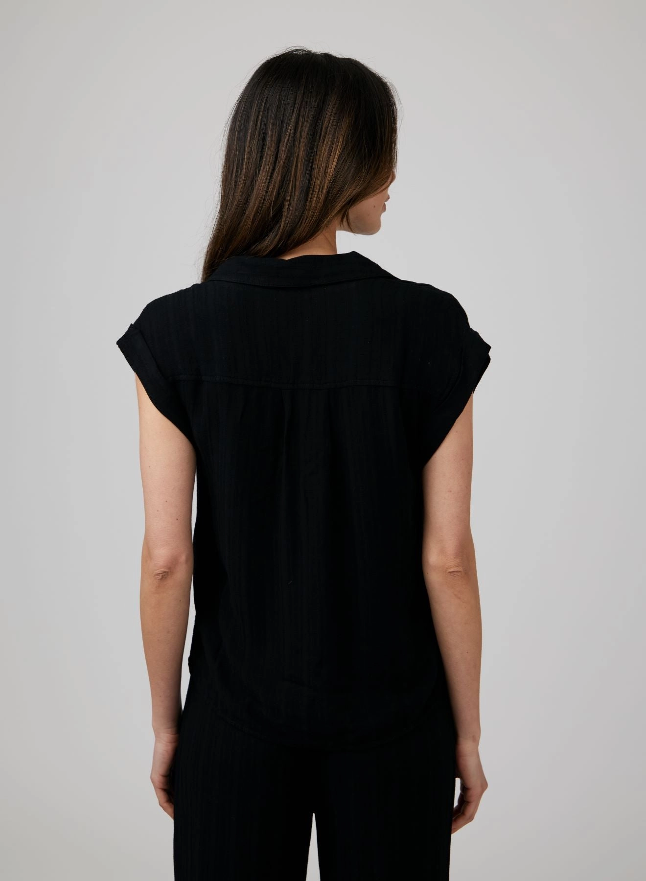 Cap Sleeve Pullover - Black