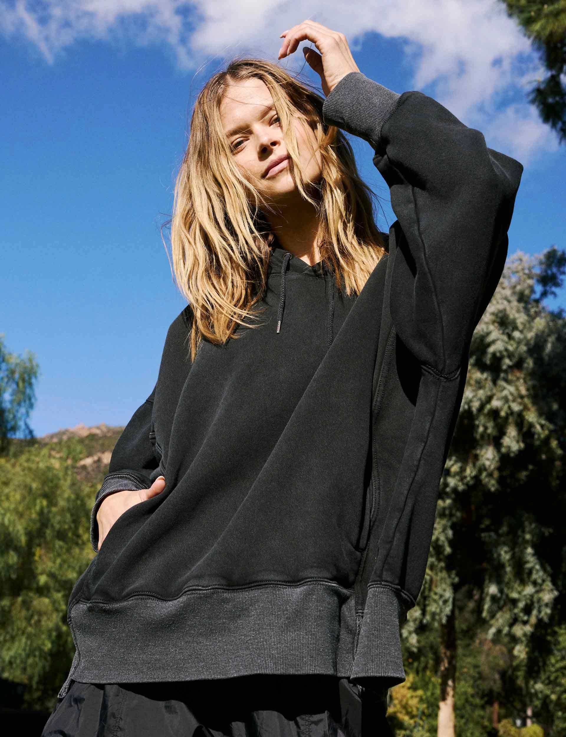 Sprint To The Finish Hoodie - Black